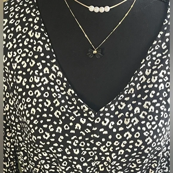 Chic Urban Rose Dress Animal Print V-Neck Long Sleeve Mid Thigh Women’s 1XL - Picture 2 of 5